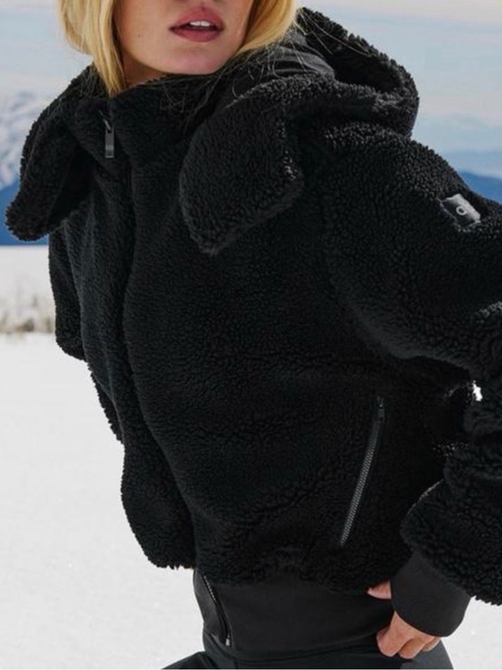 ALO Foxy Sherpa Jacket size XS